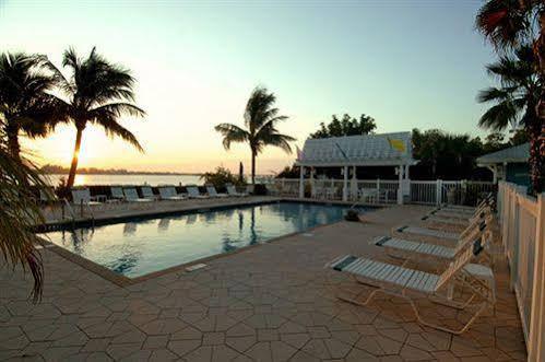 Tradewinds Resort By Resortquest Bradenton Beach Buitenkant foto