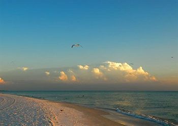 Tradewinds Resort By Resortquest Bradenton Beach Buitenkant foto